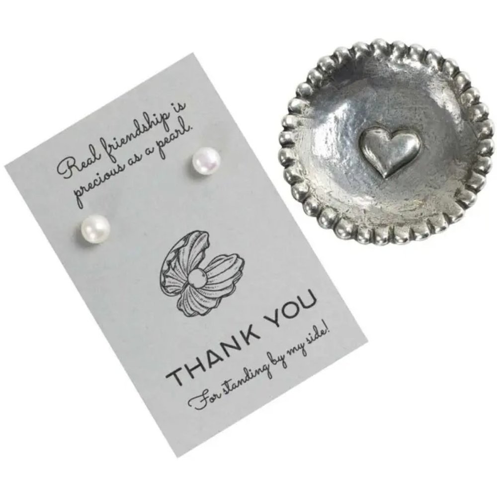FRIENDS GIFT!!!----Heart Ring Dish and Pearl Stud Earrings in Gift Box!